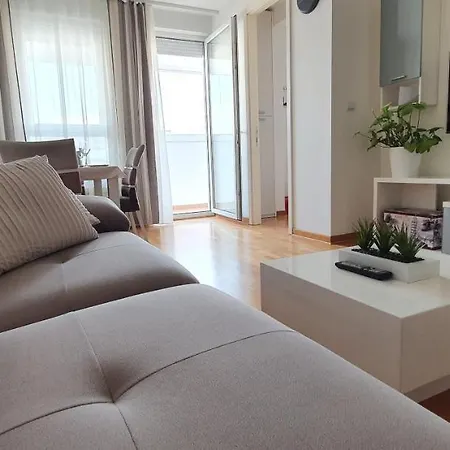 Royal Belvill Apartment